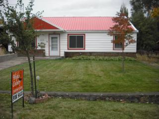 919 9th St, Lakeview, OR 97630-1119
