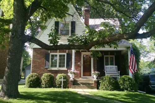 435 Forrest Hill Ave, Peoria, IL 61604-1557