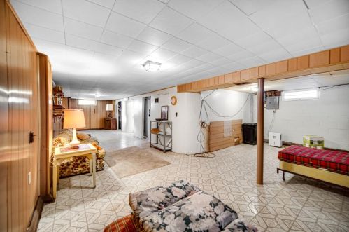 212 Virginia St, Hobart IN  46342-5884 exterior