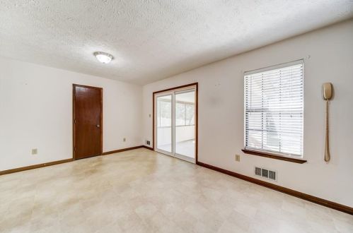 226 Ashland Dr, Stockbridge GA  30281-1768 exterior