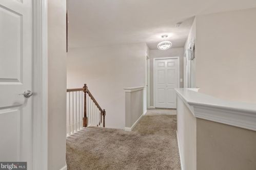 7 Copperwood Ln, Ephrata PA  17522-9186 exterior