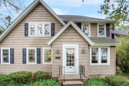 5124 Spencer Rd, Cleveland OH  44124-1249 exterior