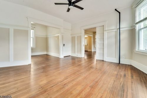 499 Valley St, Maplewood NJ  07040-1331 exterior