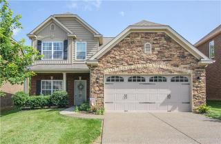 275 Meandering Dr, Lebanon, TN 37090-1557