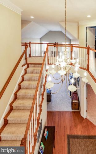 7125 Ayers Mdw Ln, Springfield VA  22150-4915 exterior