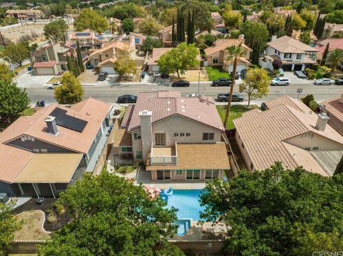 43135 Bloomingpark St, Lancaster, CA 93536-6705