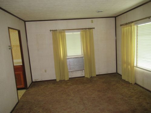 925 Washington St, Swygert IL  61764-2139 exterior