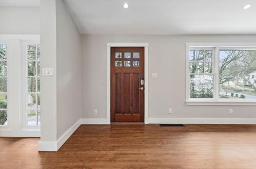 2849 Ashford Rd, Atlanta GA  30319-3258 exterior
