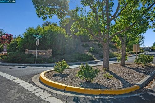 5334 Vista Point Ct, Concord CA  94521-5017 exterior