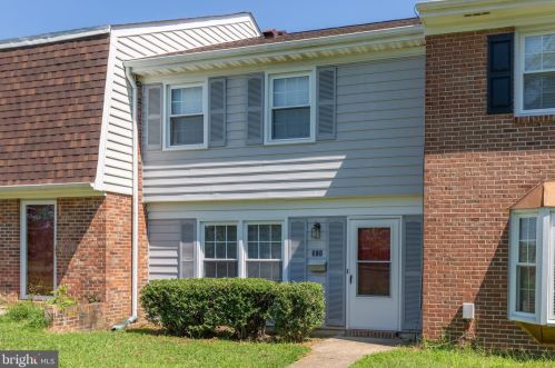 307 Ellery Ct, Fredericksburg, VA 22408-2542
