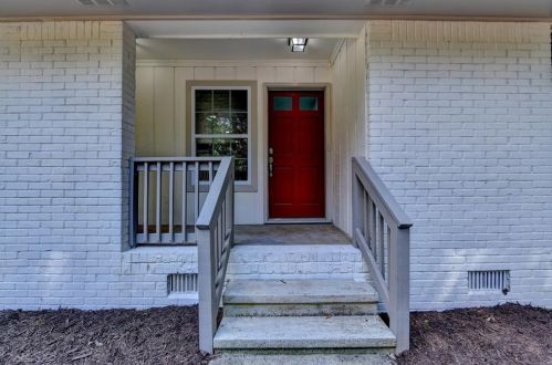 2800 Meadow Lark Trl, Duluth GA  30096-3971 exterior