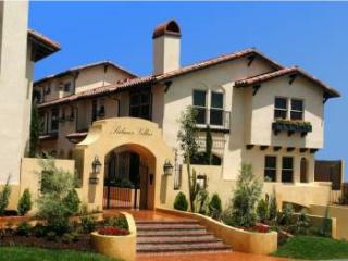 817 Palmer Ave, Glendale CA  91205-3585 exterior