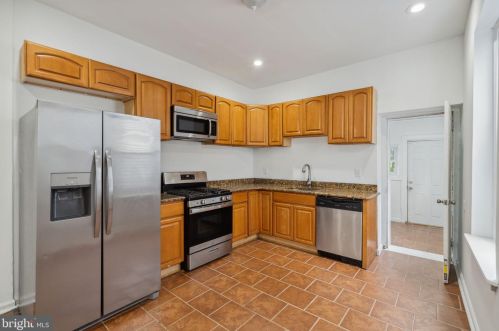 2520 Allegheny Ave, Philadelphia PA  19132-1336 exterior