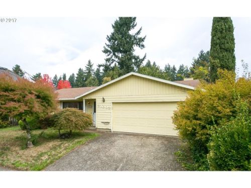21602 Columbia Dr, Tualatin, OR 97062-8918