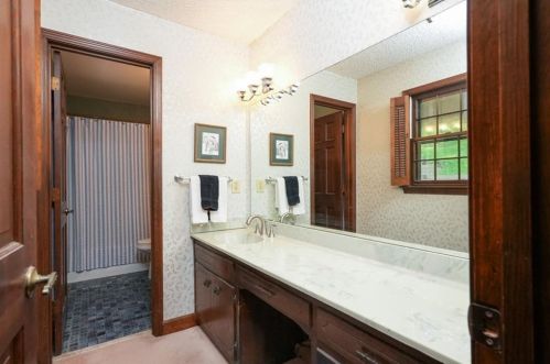 3527 Hidden Acres Dr, Atlanta GA  30340-4449 exterior