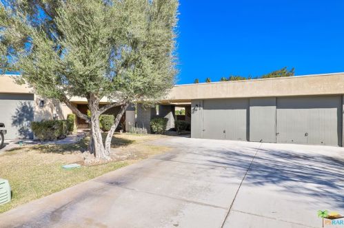 1670 Sunflower Ct, Palm Springs, CA 92262-1787