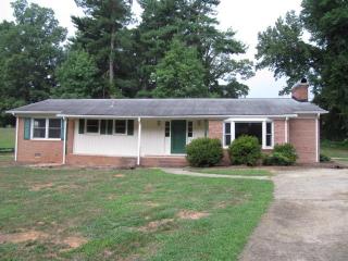 510 Steele St, Asheboro, NC 27205-7456