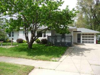 2215 Grace St, Rockford, IL 61103-4331
