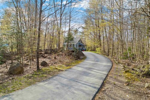 11 Cove Rd, Washington, NH 03280-3147