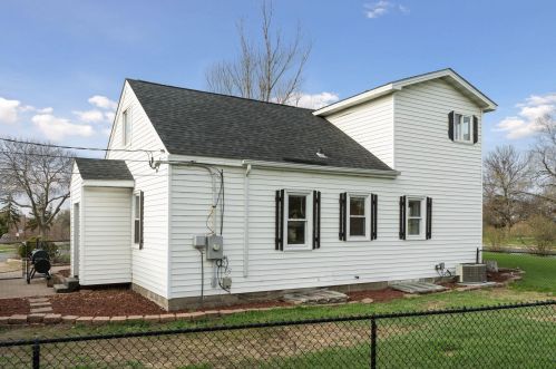 6218 Lilac Dr, Minneapolis MN  55430-2249 exterior