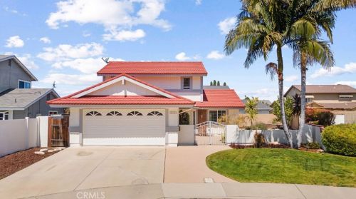 24181 Fortune Dr, El Toro, CA 92630-3652