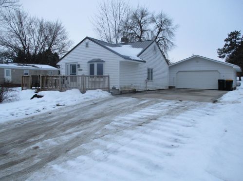 220 1st St, Theilman, MN 55945-8805