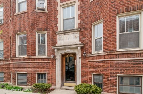 36 Harrison St, Oak Park, IL 60304-1696