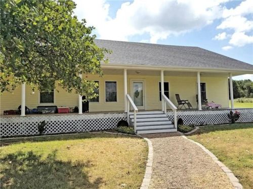 21 Austin Dr, Tecumseh, OK 74873-9589
