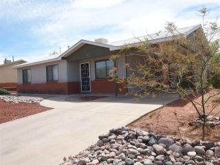 804 Azelia St, Alamogordo, NM 88310-5368