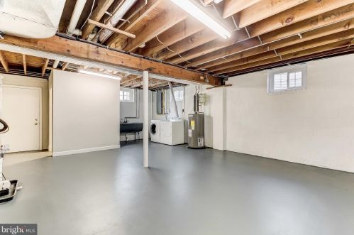 17 Ashcroft Ct, Arnold MD 21012-2406 exterior