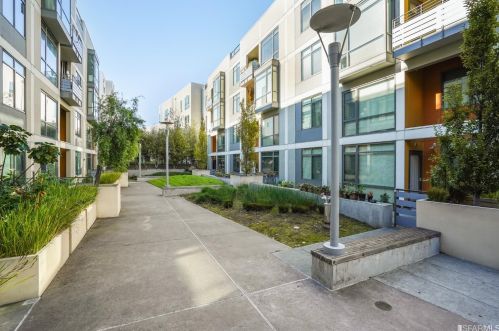 330 Berry St, San Francisco CA  94158-1546 exterior