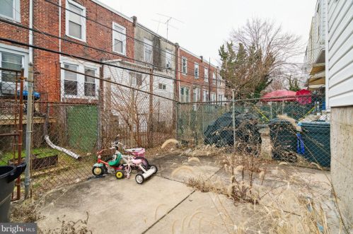 5836 Larchwood Ave, Philadelphia PA 19143-1210 exterior