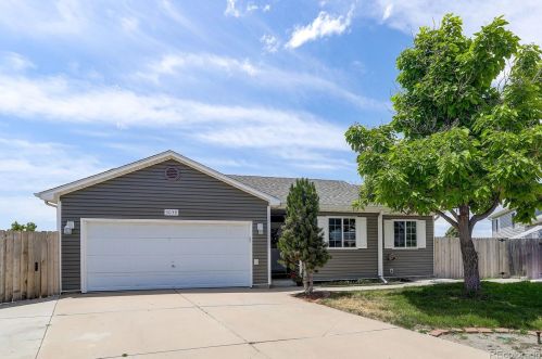3038 Hawk Dr, Greeley CO  80620-9543 exterior