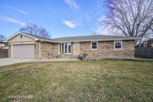 204 Indian Oaks Dr, Minooka, IL 60447-9581