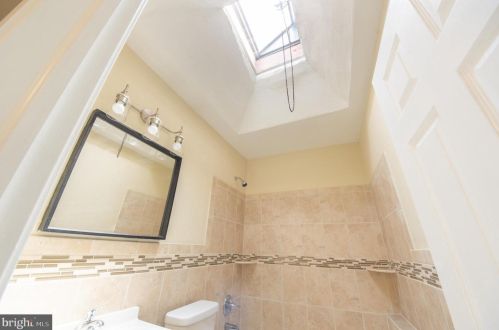 1649 Hunting Park Ave, Philadelphia PA 19140-2826 exterior