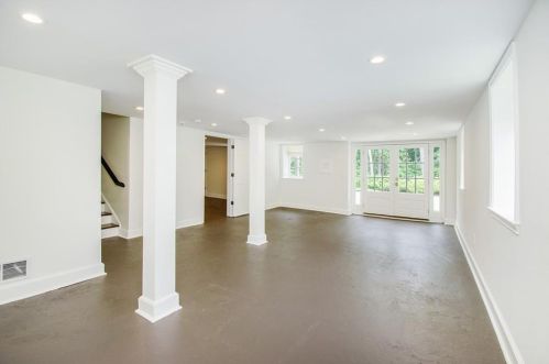 2654 Ellwood Dr, Atlanta GA  30305-3866 exterior