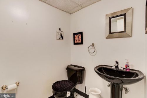 13111 Fernedge Rd, Silver Spring MD 20906-5302 exterior