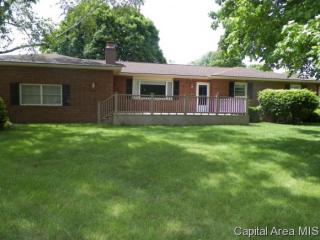 284 Westport Rd, Galesburg, IL 61401-9520