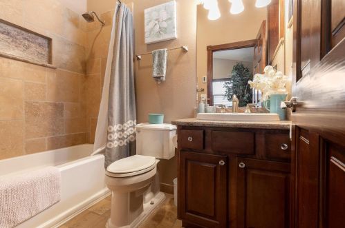 10970 Palisades Dr, Truckee CA  96161-3188 exterior