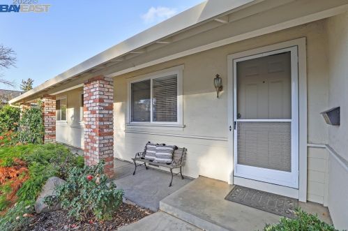 2080 Mars Rd, Livermore, CA 94550-6347