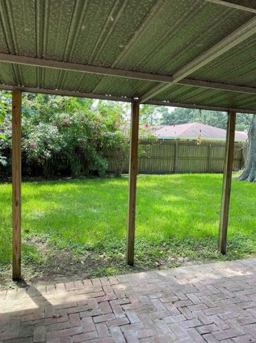 312 Linden St, Angleton TX 77515-3235 exterior