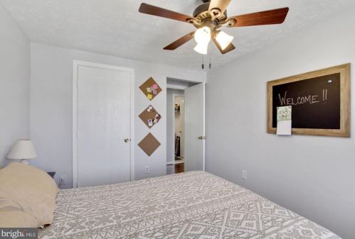 3314 Tapestry Cir, Burtonsville MD 20866-2067 exterior