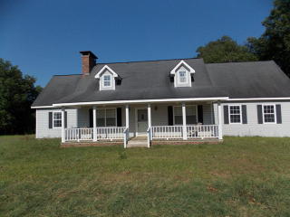 5466 Griffin Dr, Hahira, GA 31632-2522