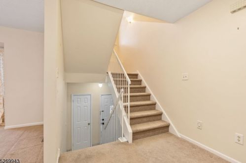 3 Starling Way, Berkeley Heights, NJ 07922-1275