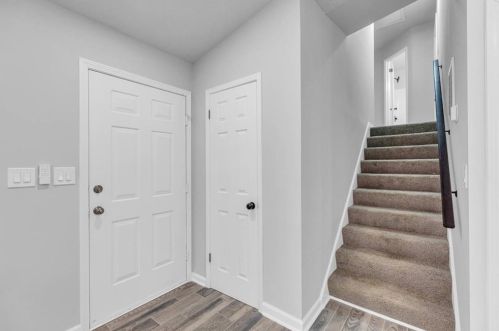 5438 Martins Crossing Rd, Stone Mountain GA  30088-1713 exterior