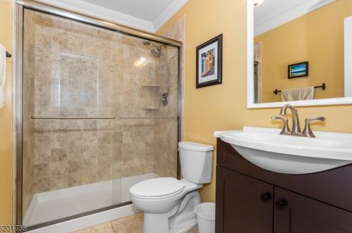 97 Roosevelt Ave, Paterson NJ  07506-0015 exterior