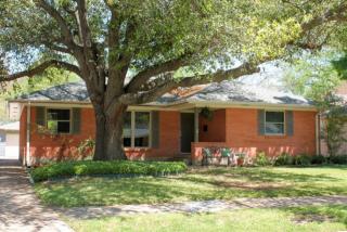 7309 Clemson Dr, Dallas TX  75214-1722 exterior