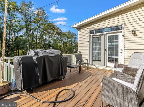 788 Rivanna Run, Falling Waters WV  25419-4293 exterior
