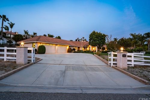 43200 Ormsby Rd, Temecula, CA 92592-5117