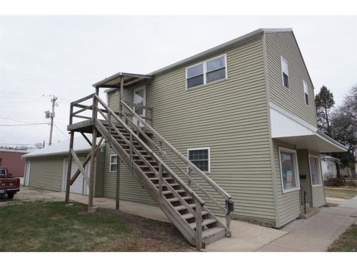 125 Sycamore St, Monticello IA  52310-1691 exterior